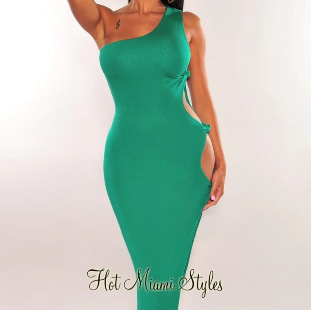 Emerald One Shoulder Cut Out Knotted Slit Dress Size Small